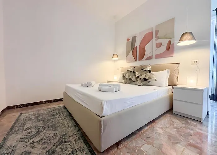 Stylish Escape Near Colosseum & Metro Apartment *